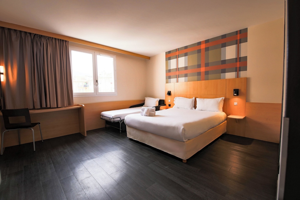 Family Quadruple room with bunkbeds and bathtub - Photo 15