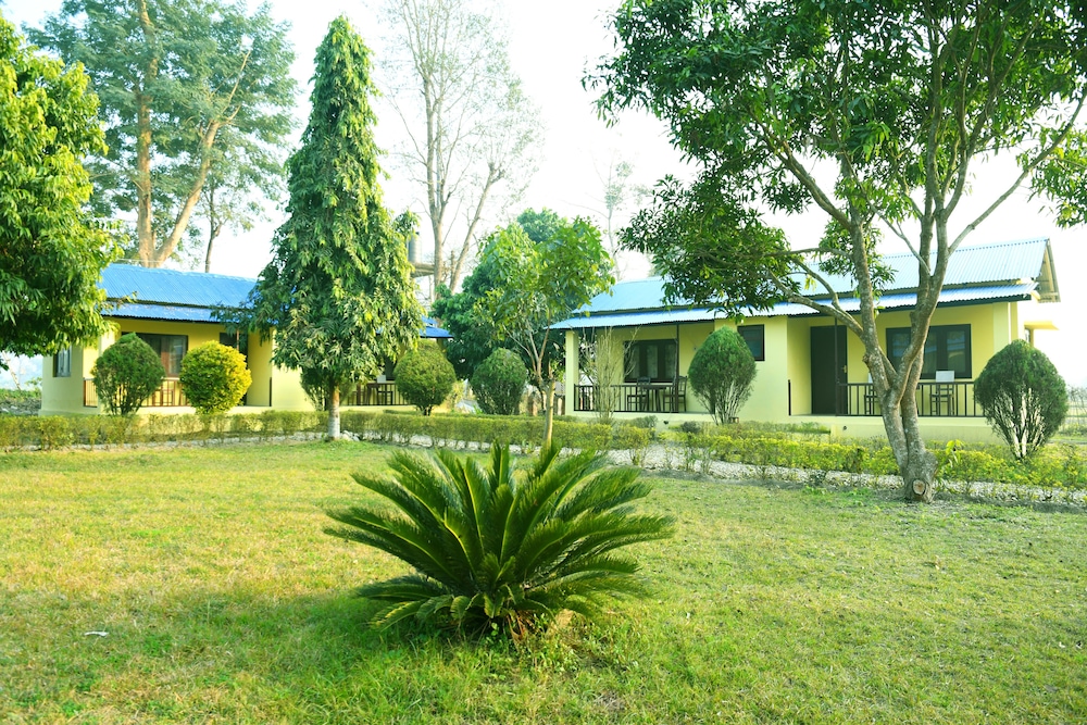 Standard Twin Room, Private Bathroom, Garden View