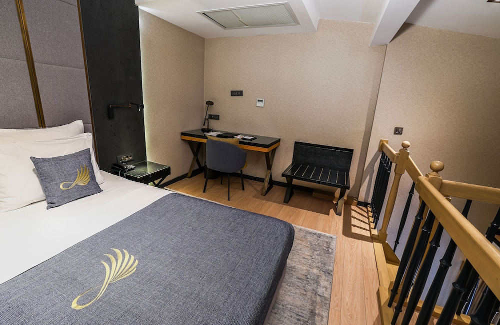 Penthouse Room photo 3