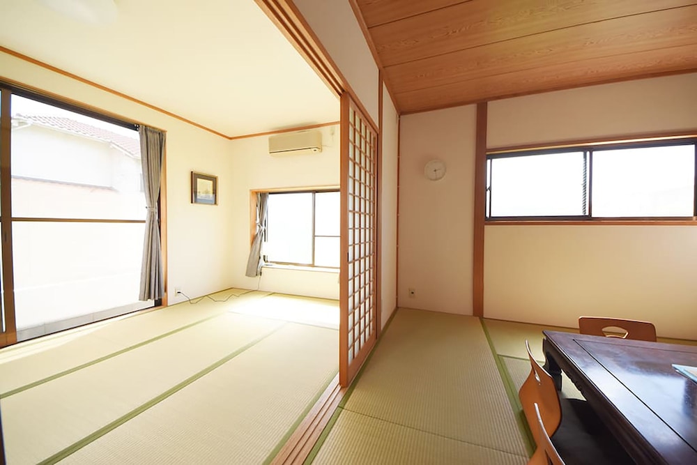 Apartment, 6 Japanese Futons, Non Smoking photo 3