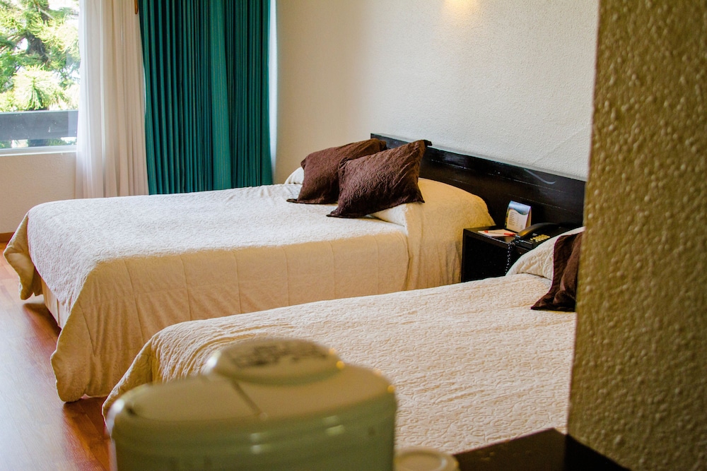 Standard Double Room photo 3