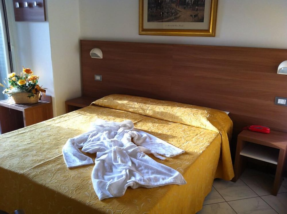 Triple Room, Partial Sea View photo 1