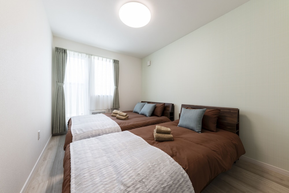 Apartment photo 1