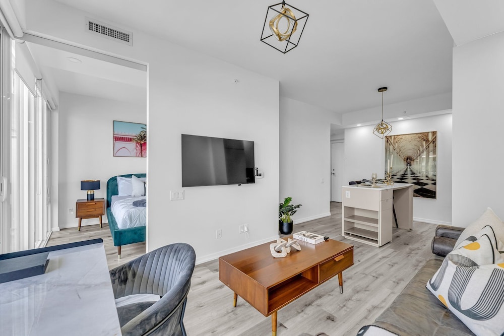 Executive Apartment, City View