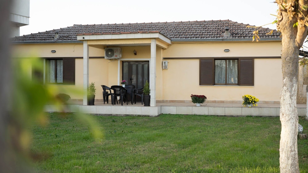 Family Villa photo 3