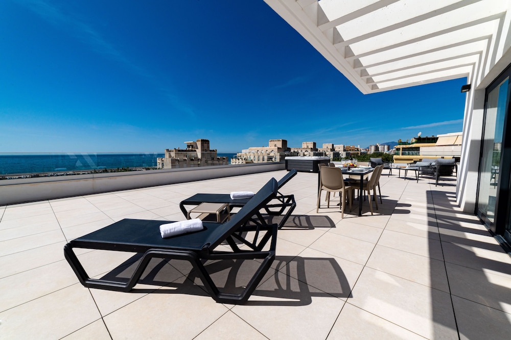 Premium Apartment, 3 Bedrooms, Sea View (Penthouse)