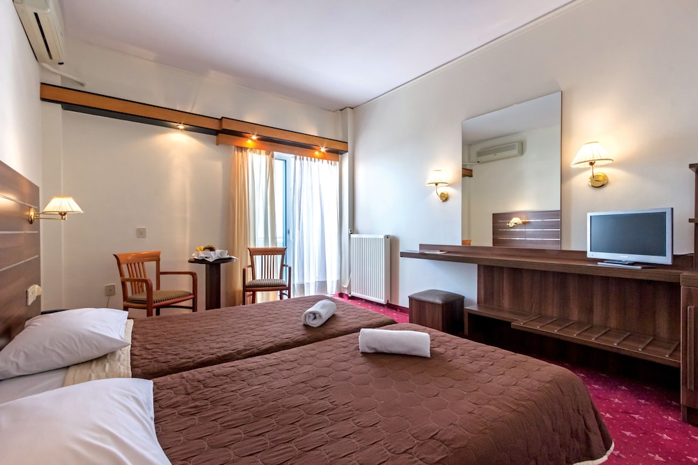 Double Room - Photo 2