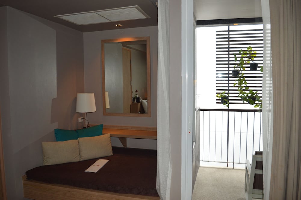 Deluxe Room - Photo 3