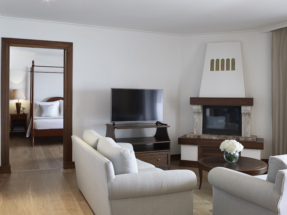Premium Unique Suite photo 3