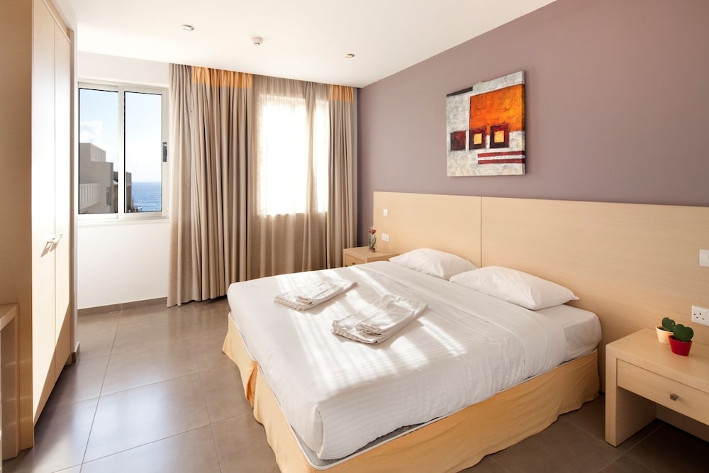 Superior Suite, 1 Bedroom, Balcony, Sea View - Photo 1