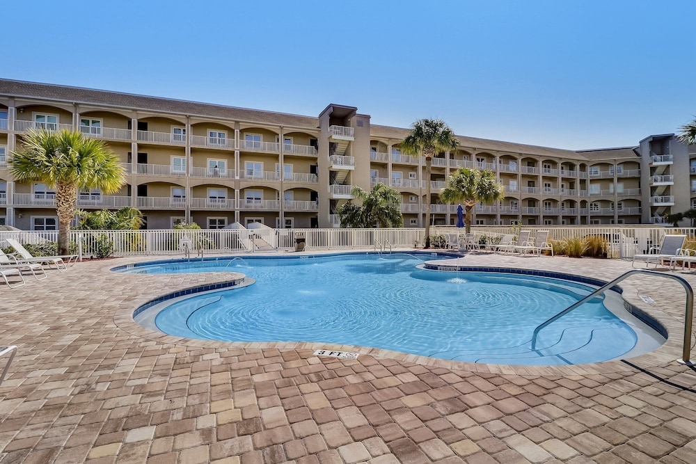 Condo, 3 Bedrooms