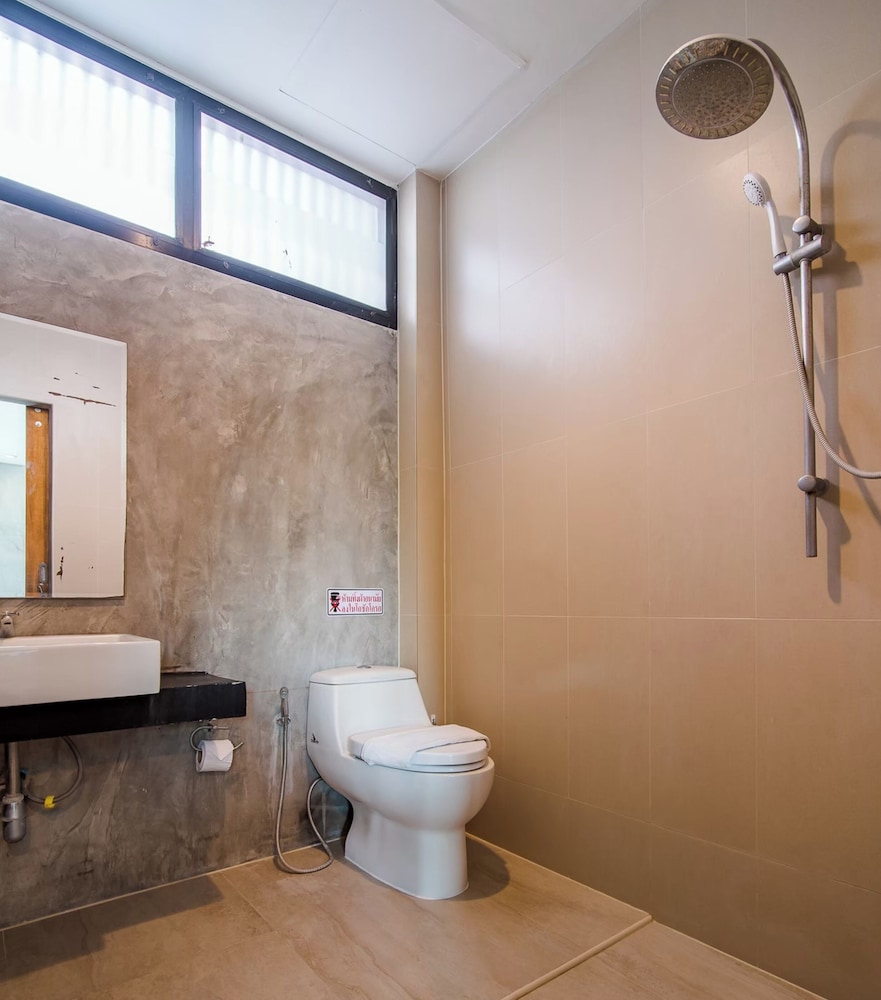 Four-Bedroom Villa - Photo 7