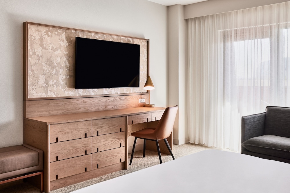 Room, 2 Queen Beds - Photo 2
