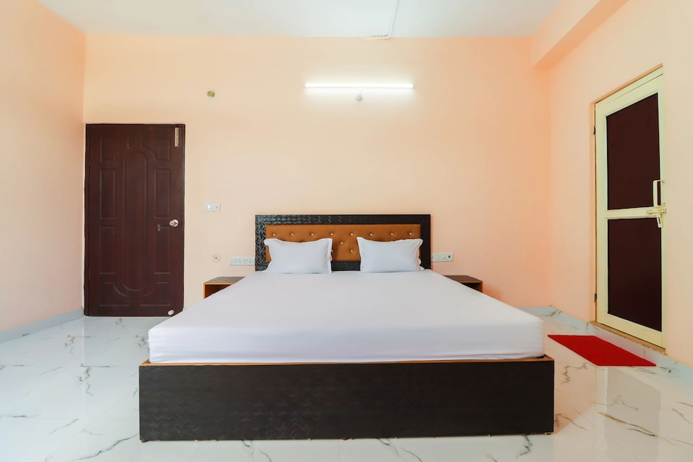 Deluxe Double Room, City View