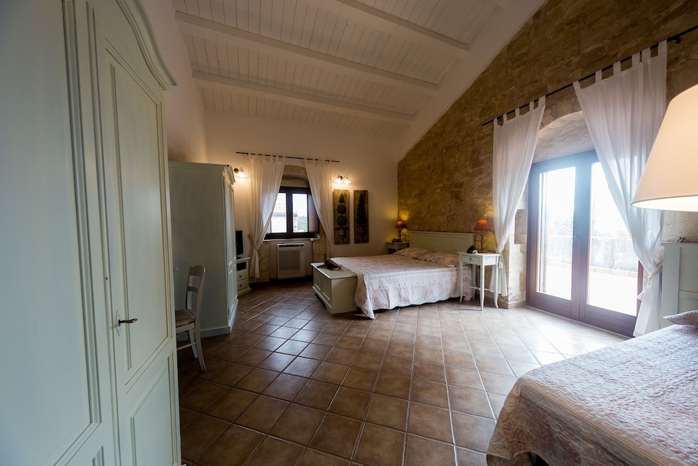 Superior Triple Room, Balcony, Tower photo 2