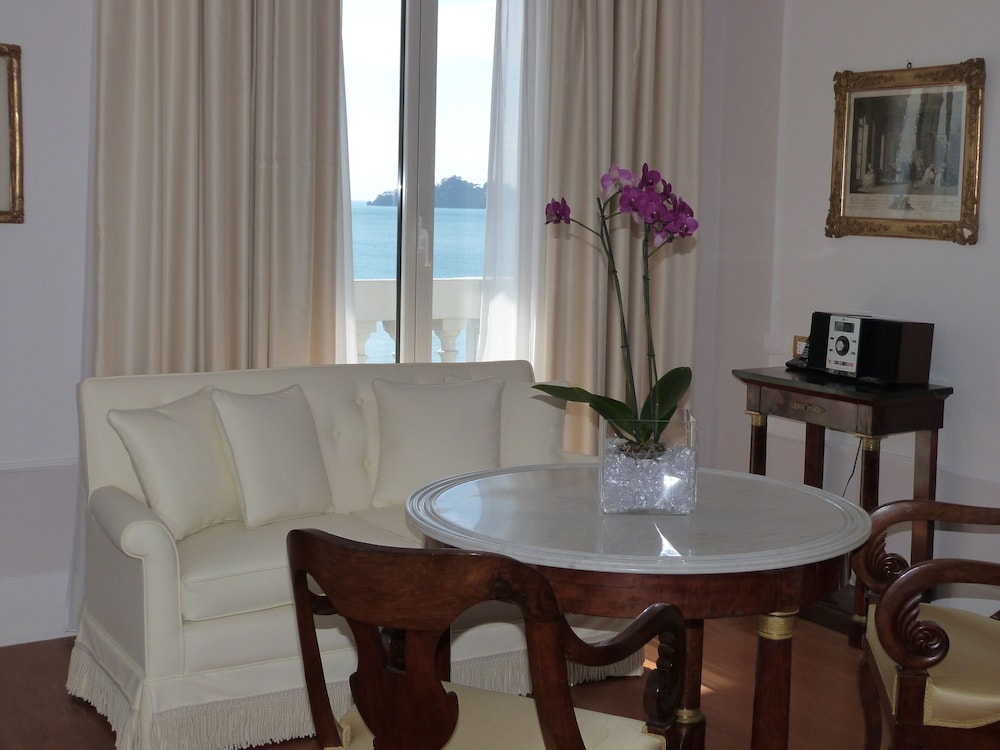 Classic Suite, Balcony, Sea View - Photo 7
