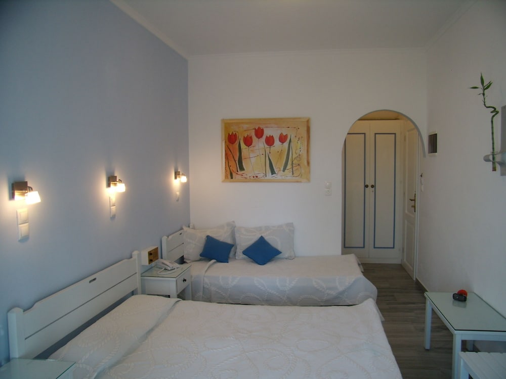 Standard Triple Room photo 1
