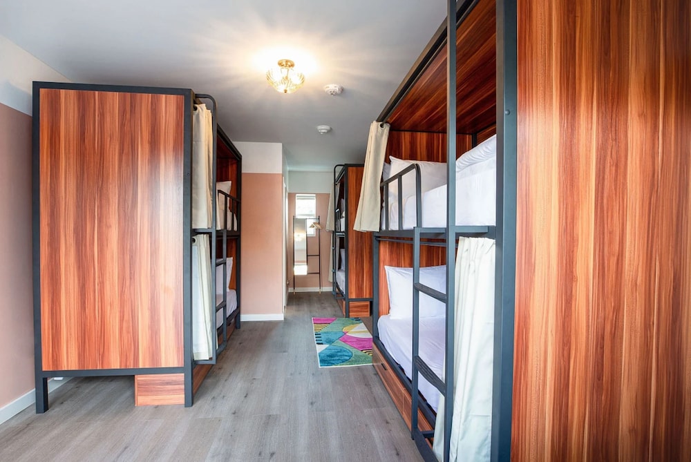 Bed In 6 Bed Shared Dormitory photo 1