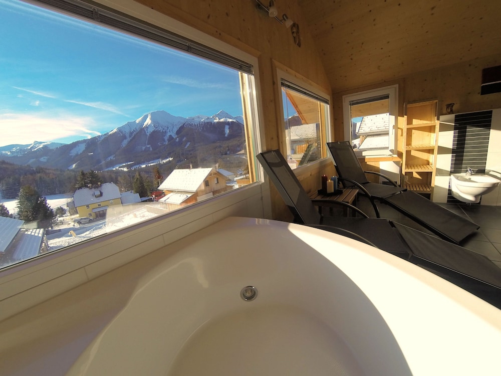 Premium Ferienhaus #18 mit Sauna & Whirlpool
