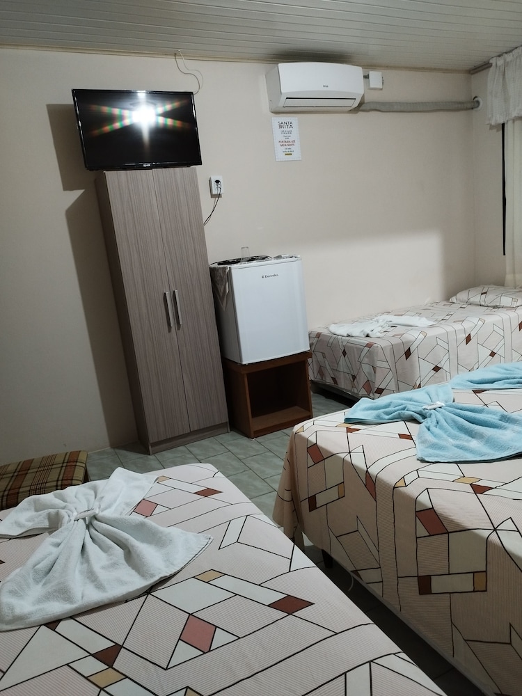 Family Quadruple Room photo 1
