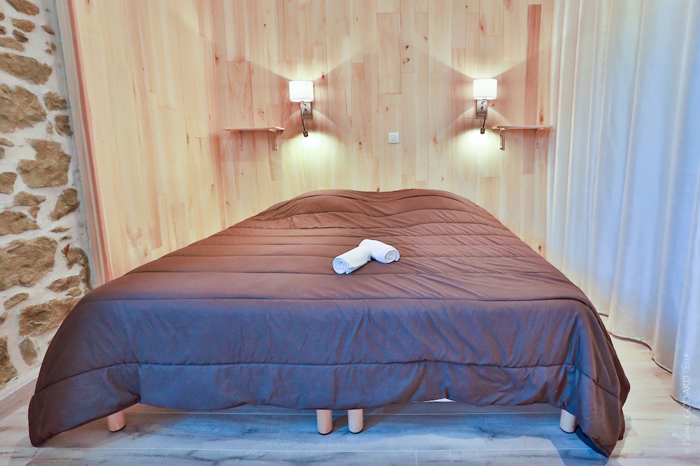 Deluxe Double Room, Ensuite, Garden View (Chambre Havane) photo 1