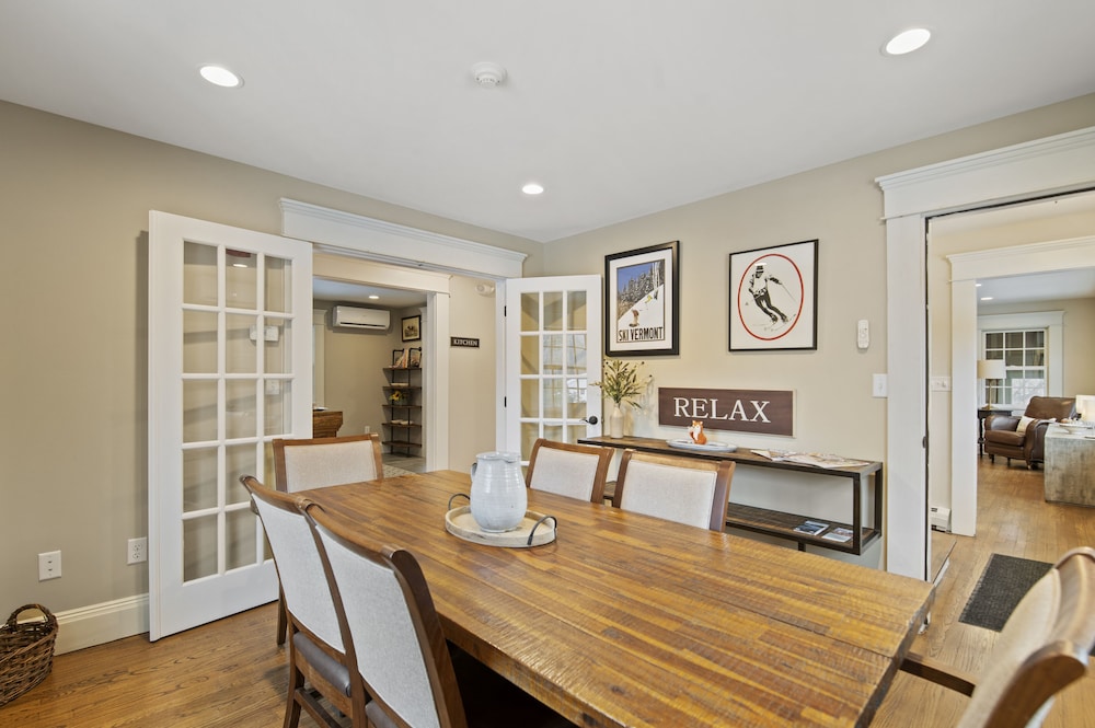 Family Room - Photo 20