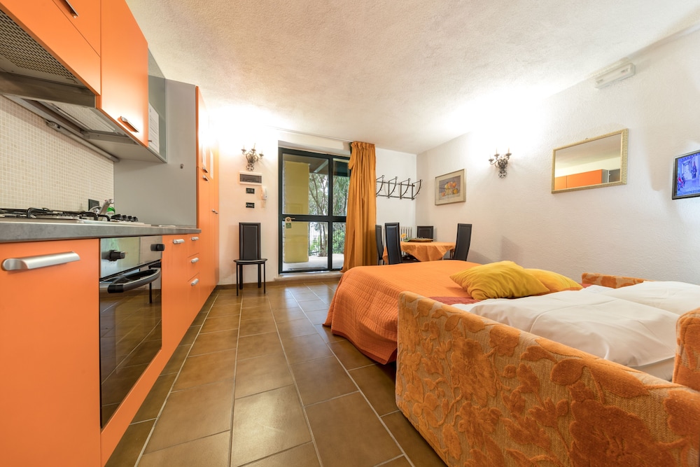 Standard Apartment (3 people) photo 1