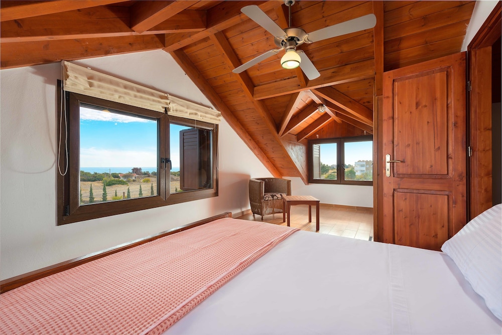 Villa, 5 Bedrooms, Private Pool photo 1