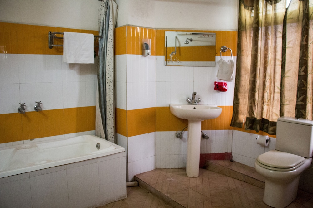 Standard Double Or Twin Room, 1 Double Bed, Private Bathroom photo 3