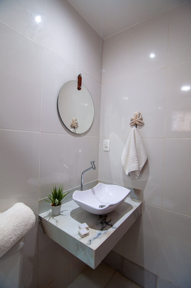 Deluxe Double Room - Photo 10