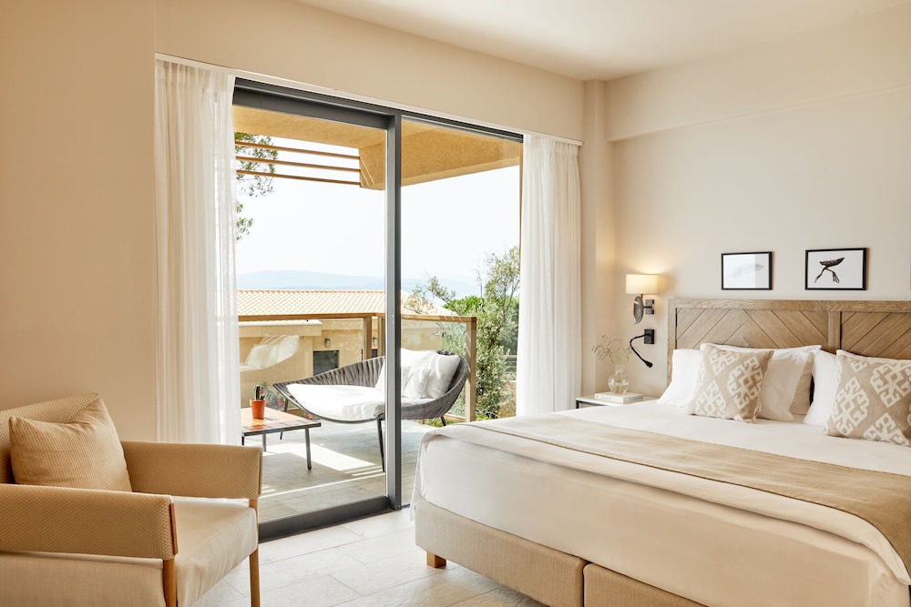 Premium Suite (Upper floor, Nest Villas & Suites)