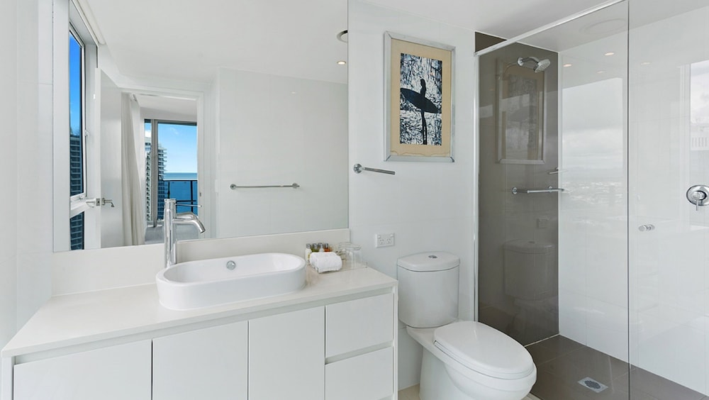 Apartment, 2 Bedrooms, 2 Bathroom, Ocean View (Level 21) photo 3