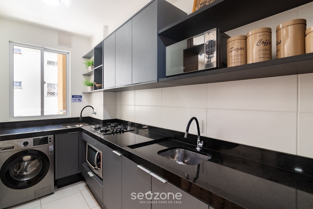 Basic Apartment photo 1