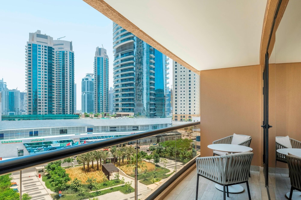 Deluxe Room, Balcony (Balcony) - Photo 2