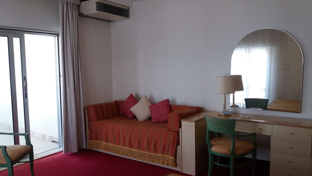Junior Suite, Oceanfront photo 1