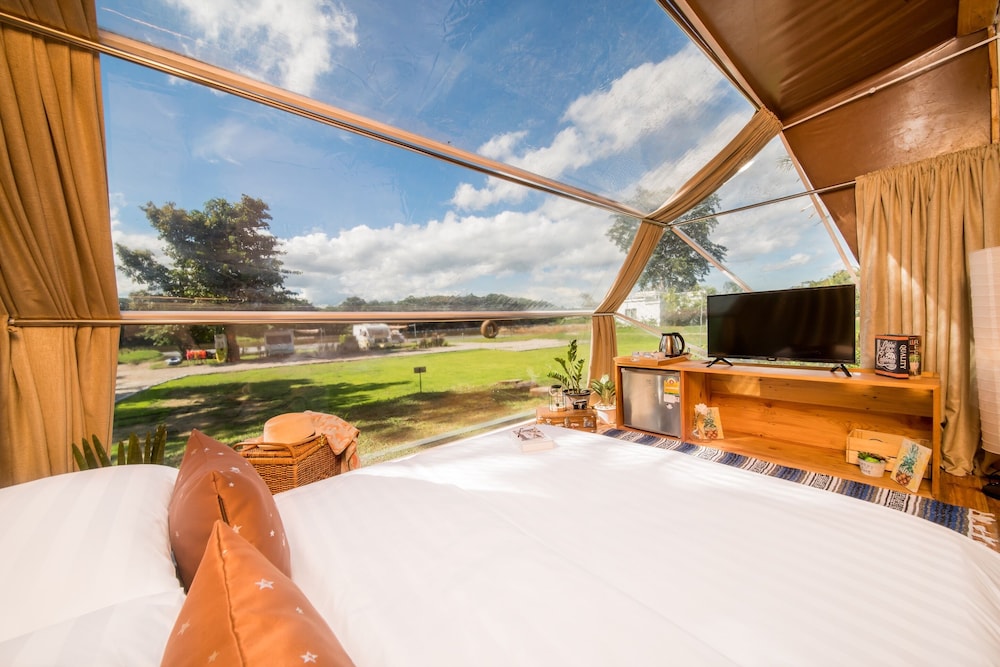 Two Bedroom Tent - Photo 11