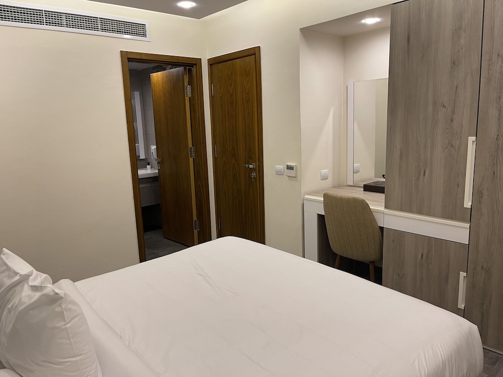 Ocean Studio Apartment thumbnail 6