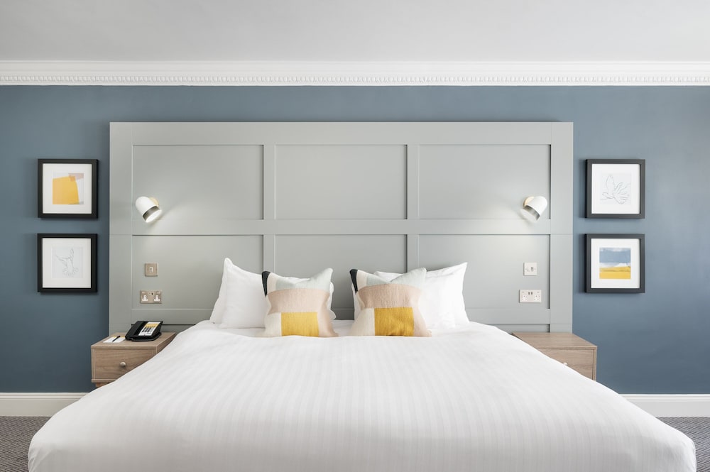 Grand Room (1 Super King) - Photo 1