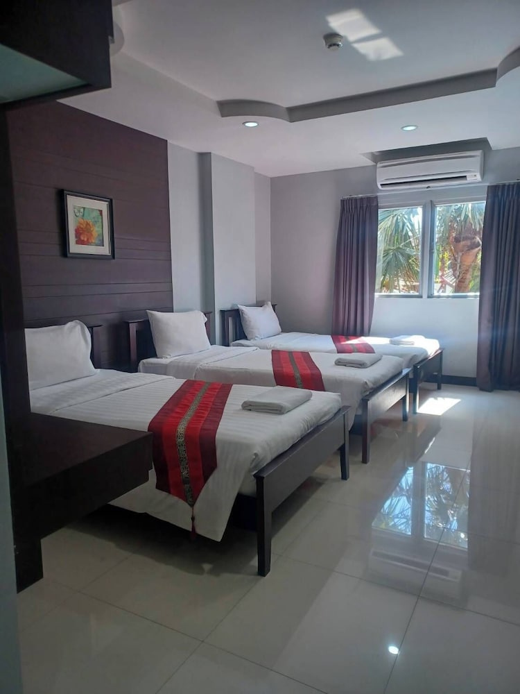 Superior Triple Room - Photo 1