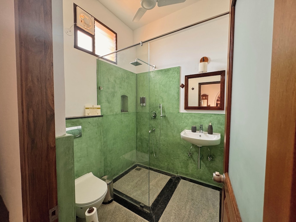 Superior Room, Garden View - Photo 12