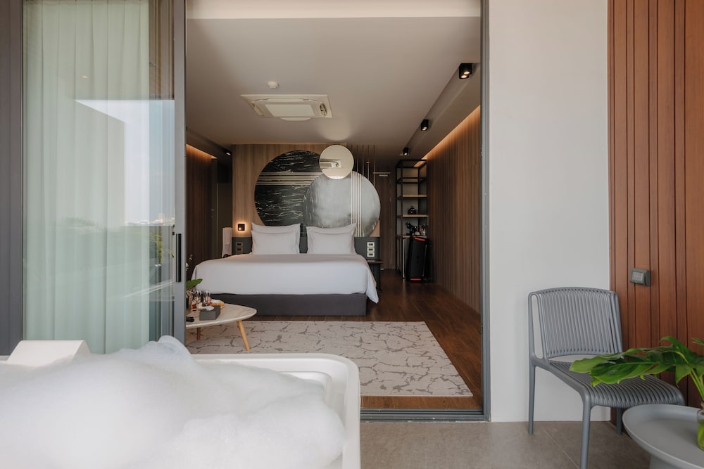 Grand Jacuzzi Super King - Photo 1