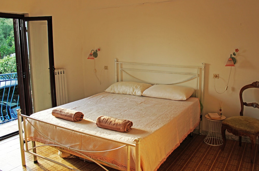 Villa, 4 Bedrooms, Smoking, Private Pool photo 1