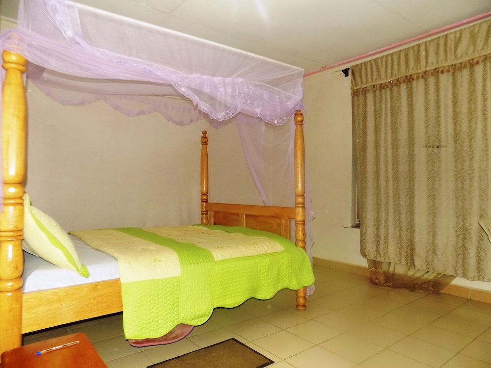 Economy Double Room, Annex Building photo 3