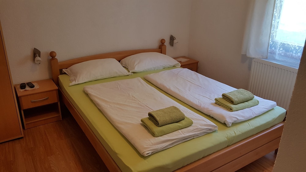 Economy Double Room, Mountain View