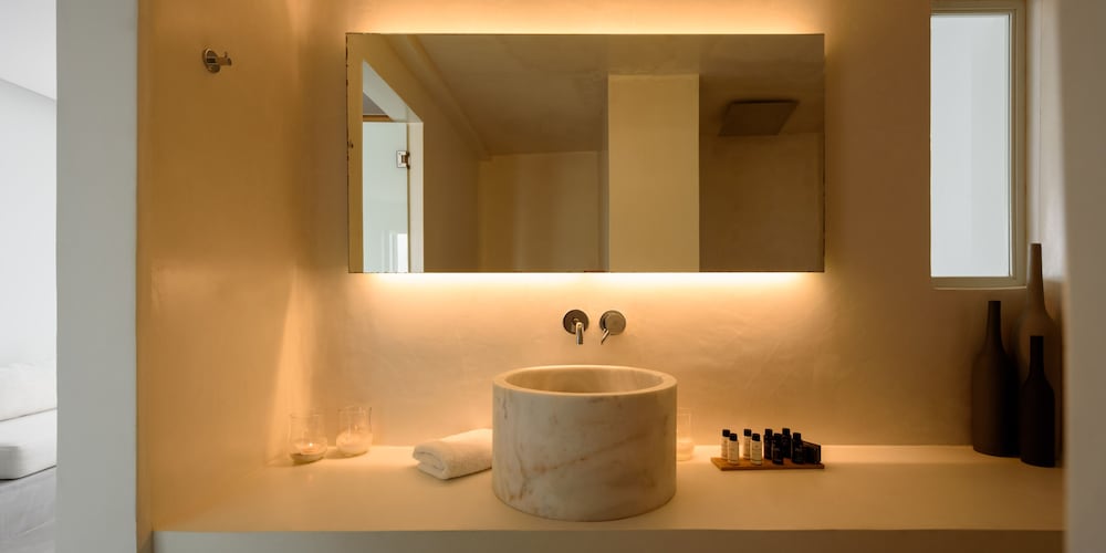 Suite, Balcony (Outdoor Jetted tub Caldera view ) - Photo 3