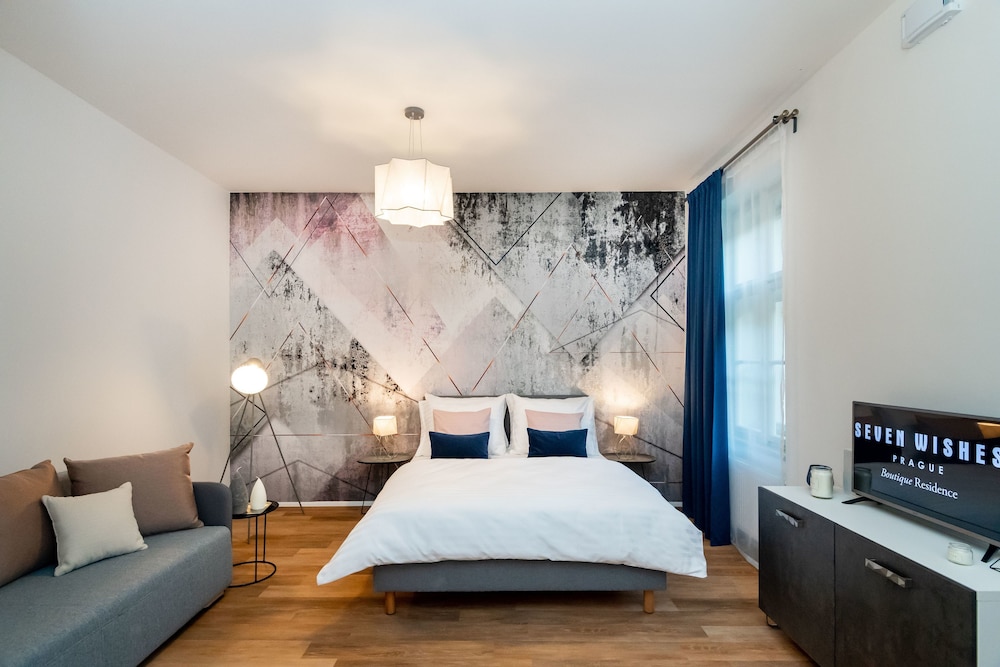 Design Apartment, 1 Queen Bed with Sofa bed