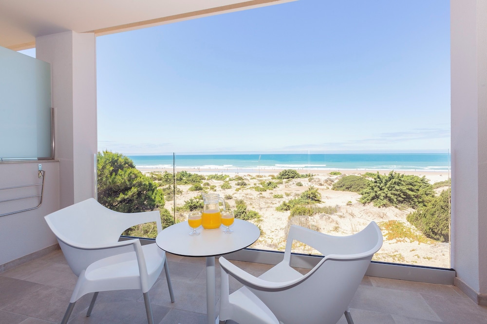 Junior Studio Suite, Balcony, Sea View (4 adults) photo 3
