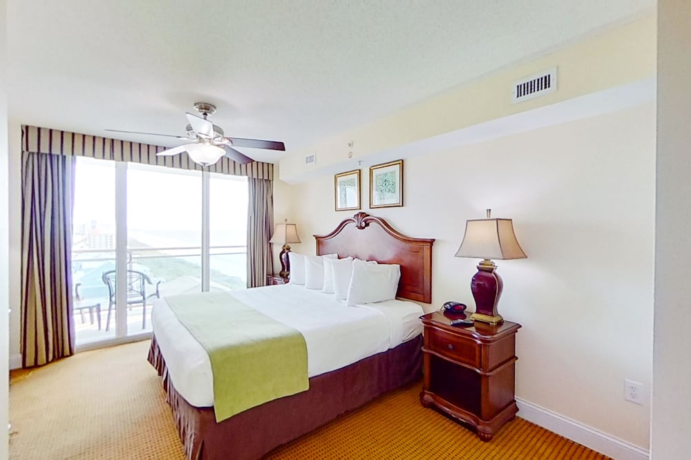 Condo, 2 Bedrooms (Beach View) photo 2