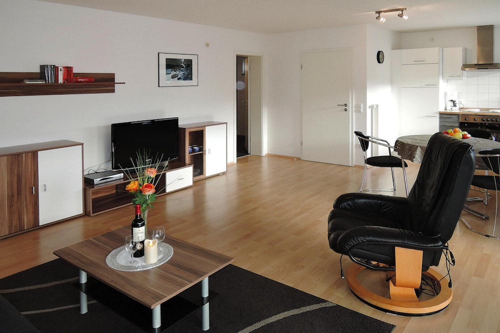 Apartment photo 1