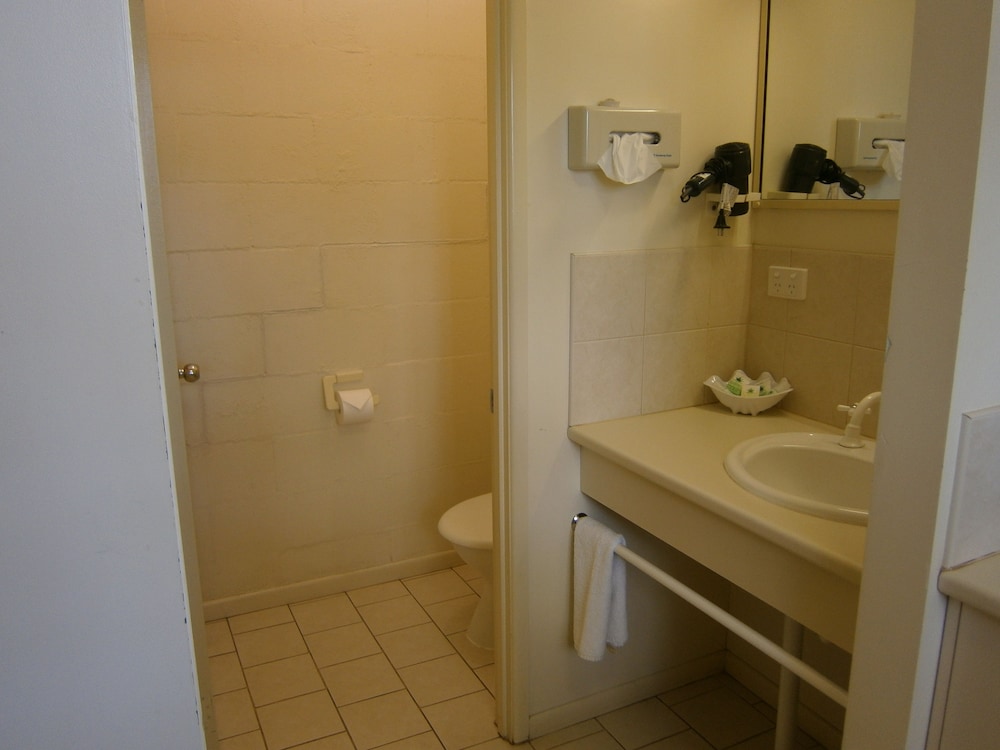 Family Studio, Non Smoking, Kitchenette photo 3
